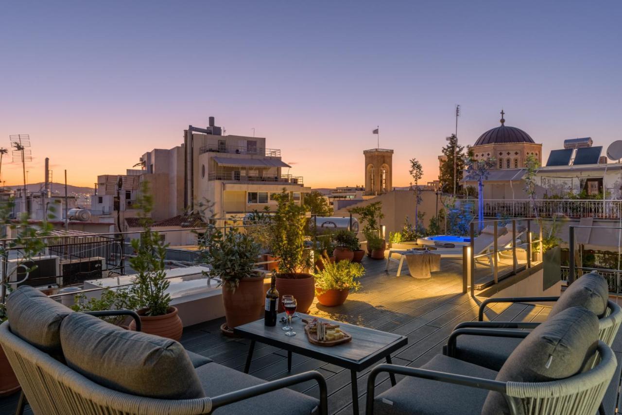 אתונה Your 4 Bdrm Dream House Acropolis View & Jacuzzi מראה חיצוני תמונה