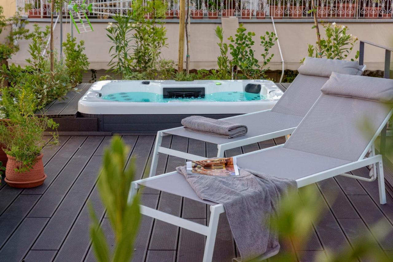 אתונה Your 4 Bdrm Dream House Acropolis View & Jacuzzi מראה חיצוני תמונה