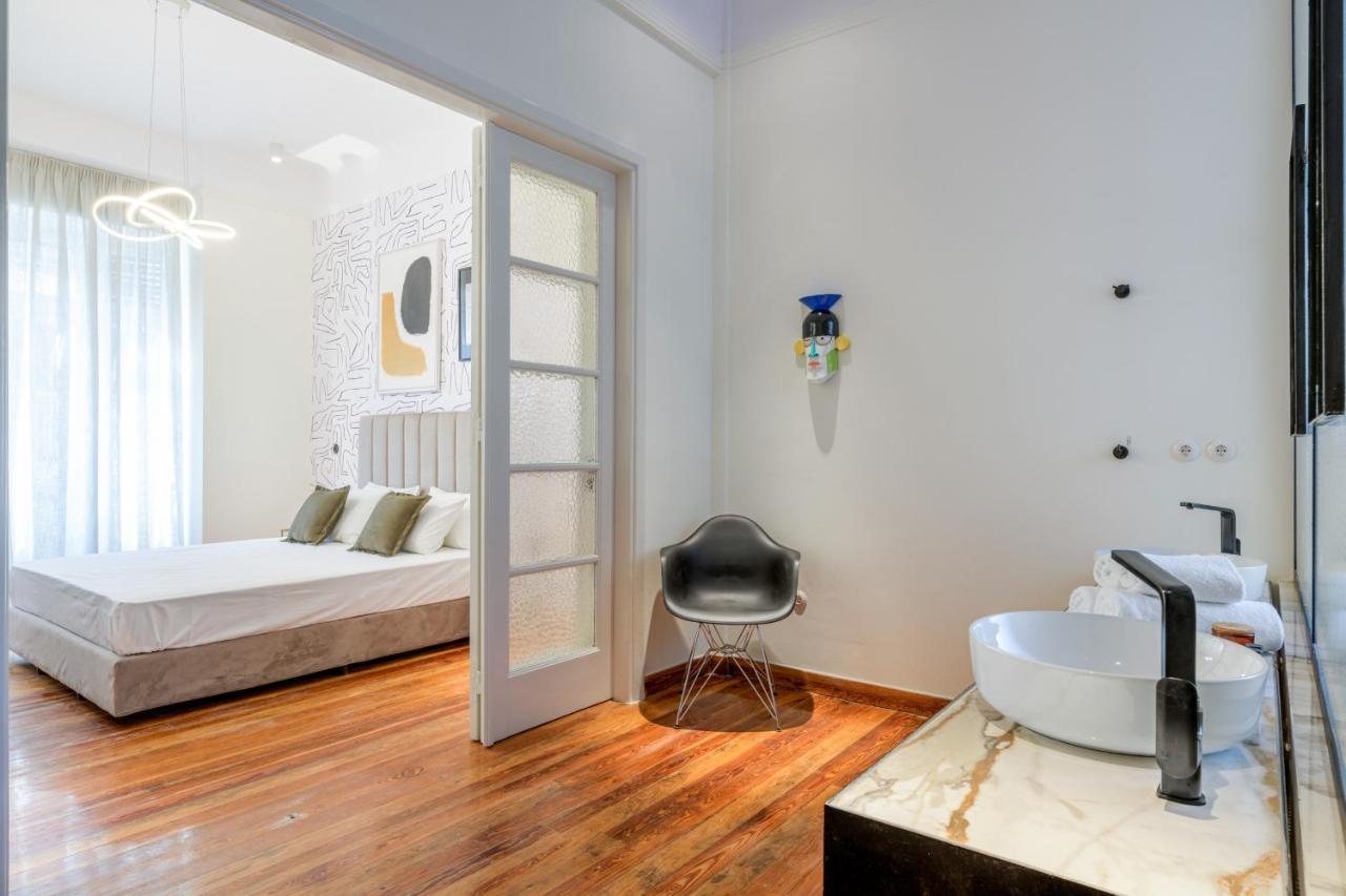 אתונה Your 4 Bdrm Dream House Acropolis View & Jacuzzi מראה חיצוני תמונה